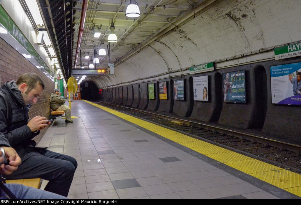 Boston Subway - Station